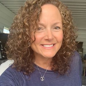 Meet your Posher, Deanna